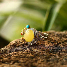 Load image into Gallery viewer, Floral Butterscotch Amber Gem Sterling Silver Ring