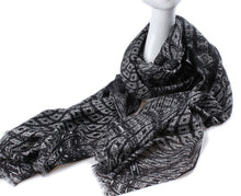 Load image into Gallery viewer, Diamond Wave Sheer Grey Pashmina Scarf